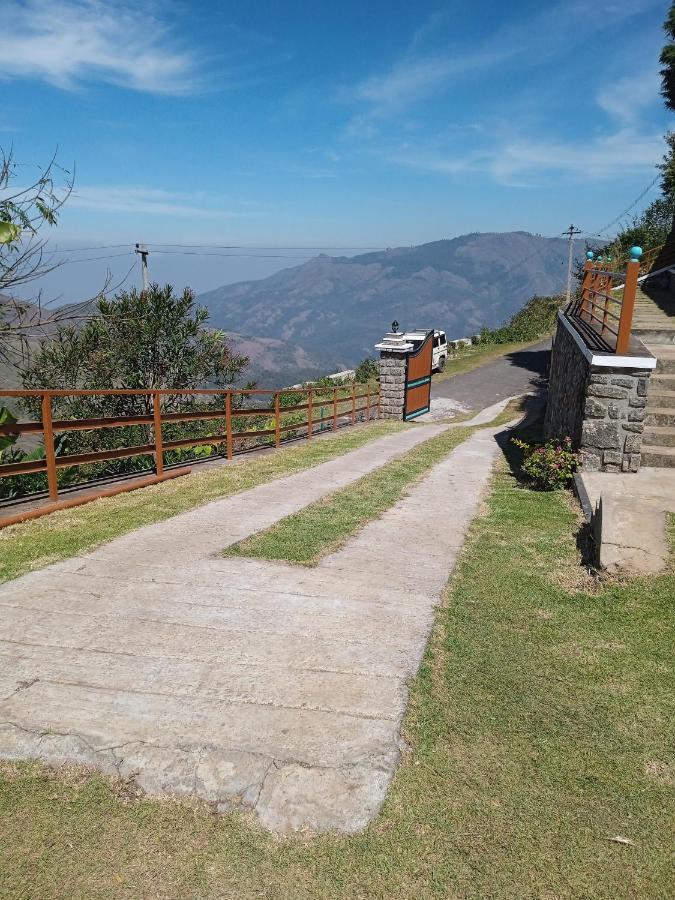 Noor Garden - Wood Cabins Kodaikanal Exteriör bild